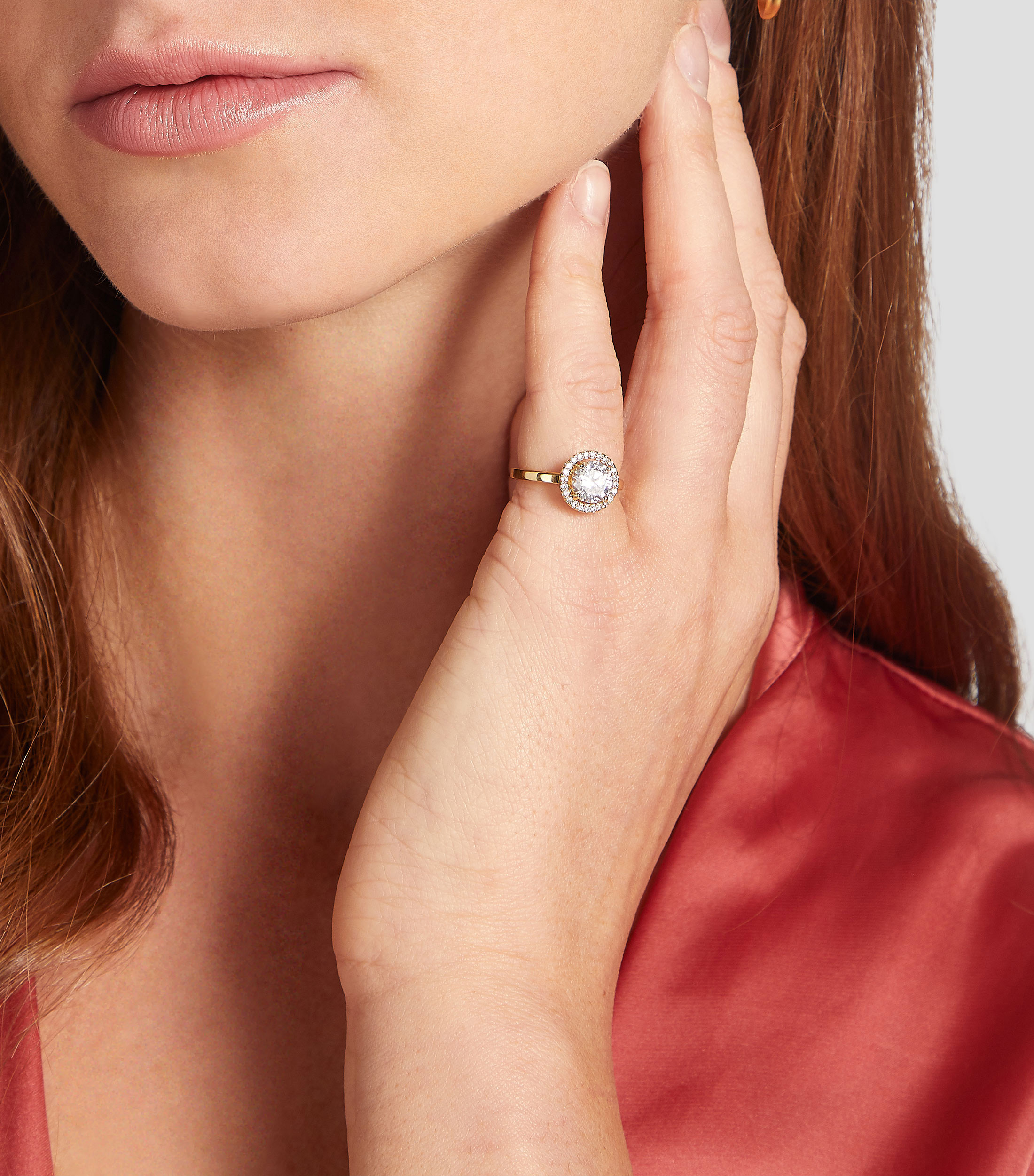 Anillo con Zirconias Mujer